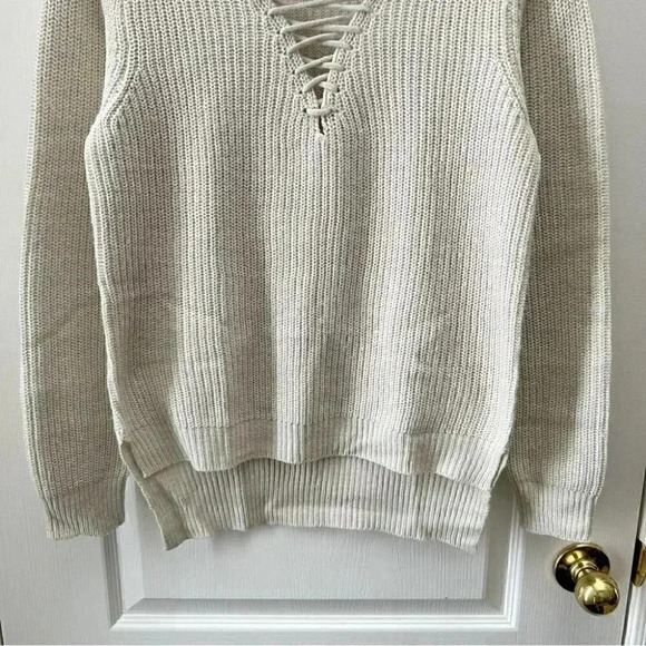 Devoted Sweater Lace Front Keyhole Neckline High Low Hem Light Beige Small - Picture 7 of 16